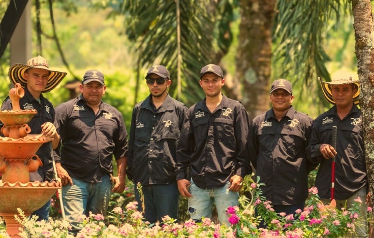 Equipo completo Hacienda JB La Bendición